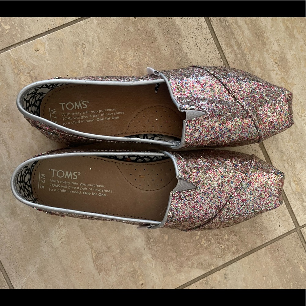 Brand new pink glitter Toms shoes